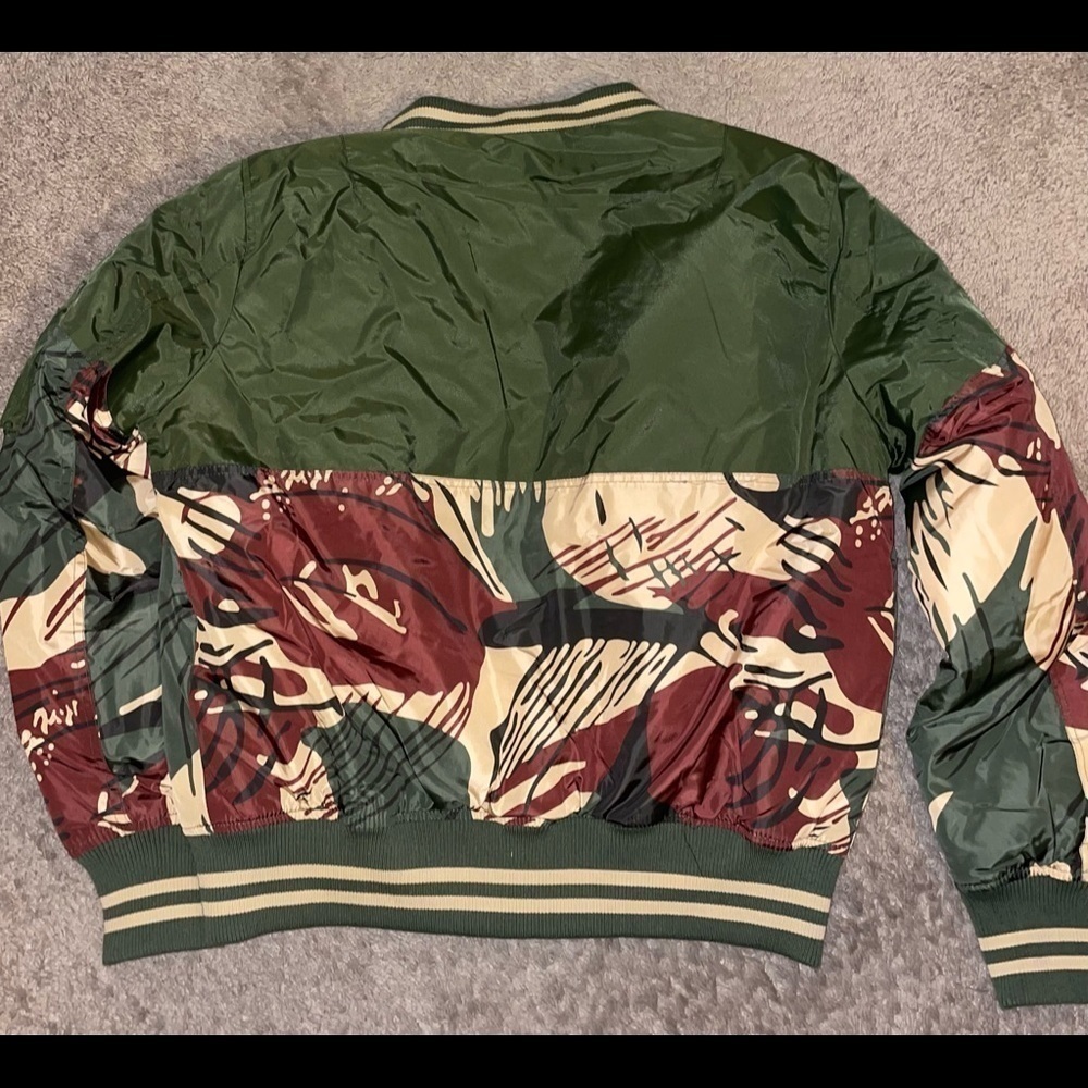 New zero foxtrot gear bomber jacket without tags Large L pit to put 25 t-b 28 - Picture 11 of 12